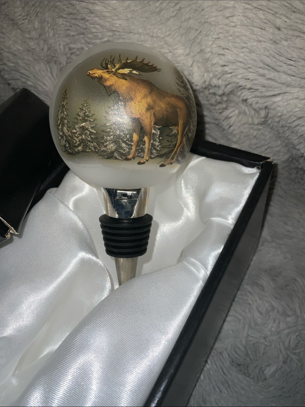 Moose Scene Light-Up Glass Wine Bottle Stopper - Brown Accent